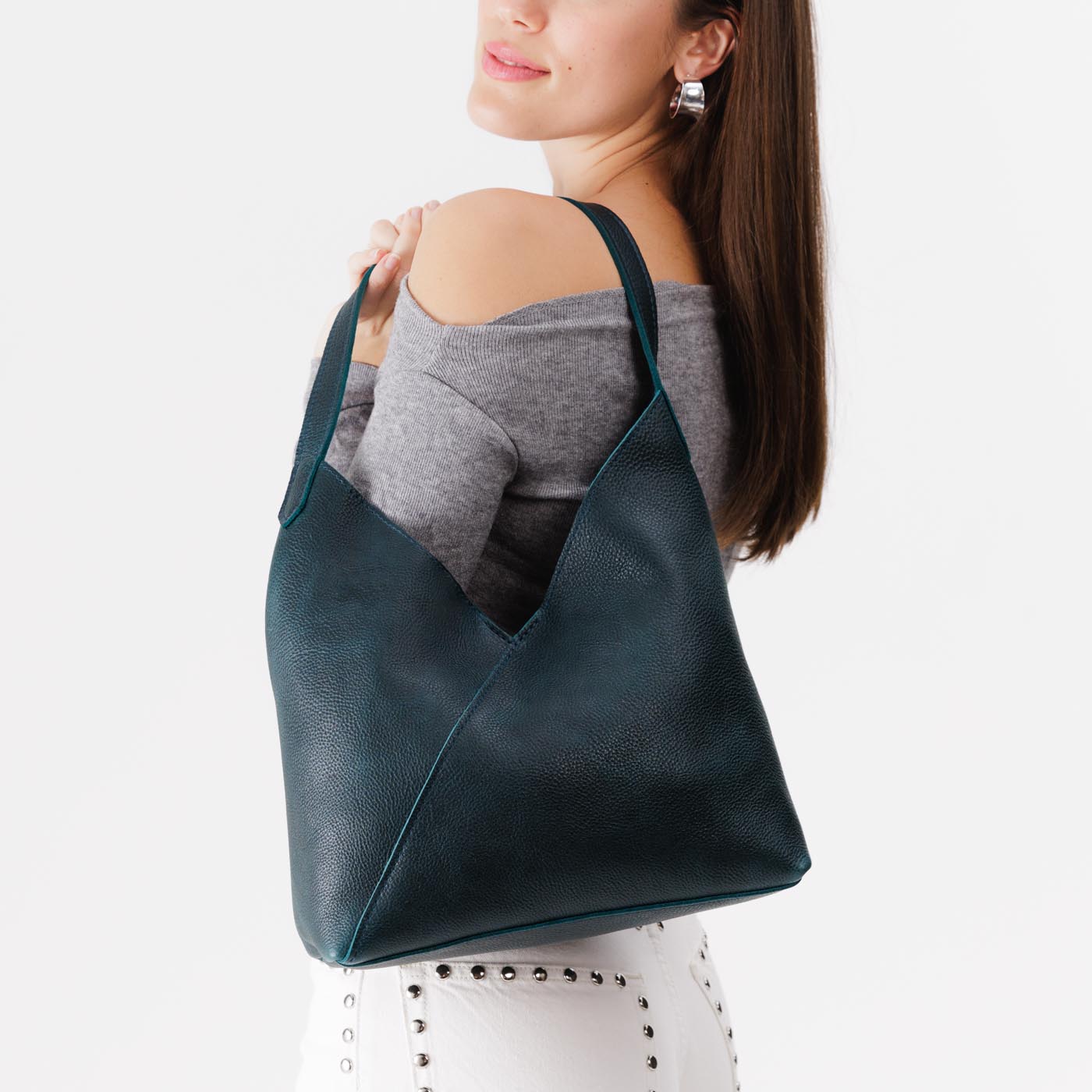 Crossbody Shoulder Bag with Magnetic Closure | Naomi