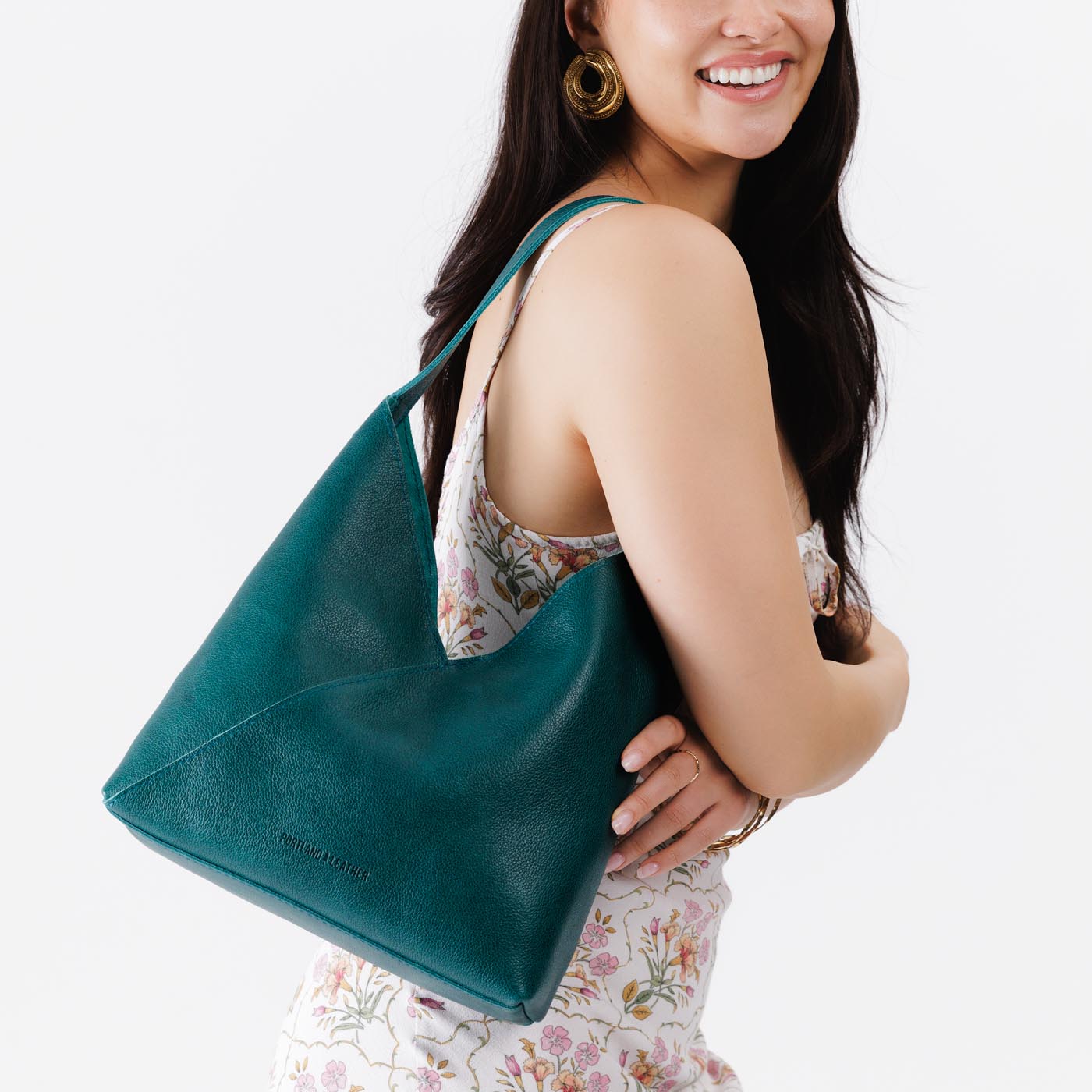 Crossbody Shoulder Bag with Magnetic Closure | Naomi