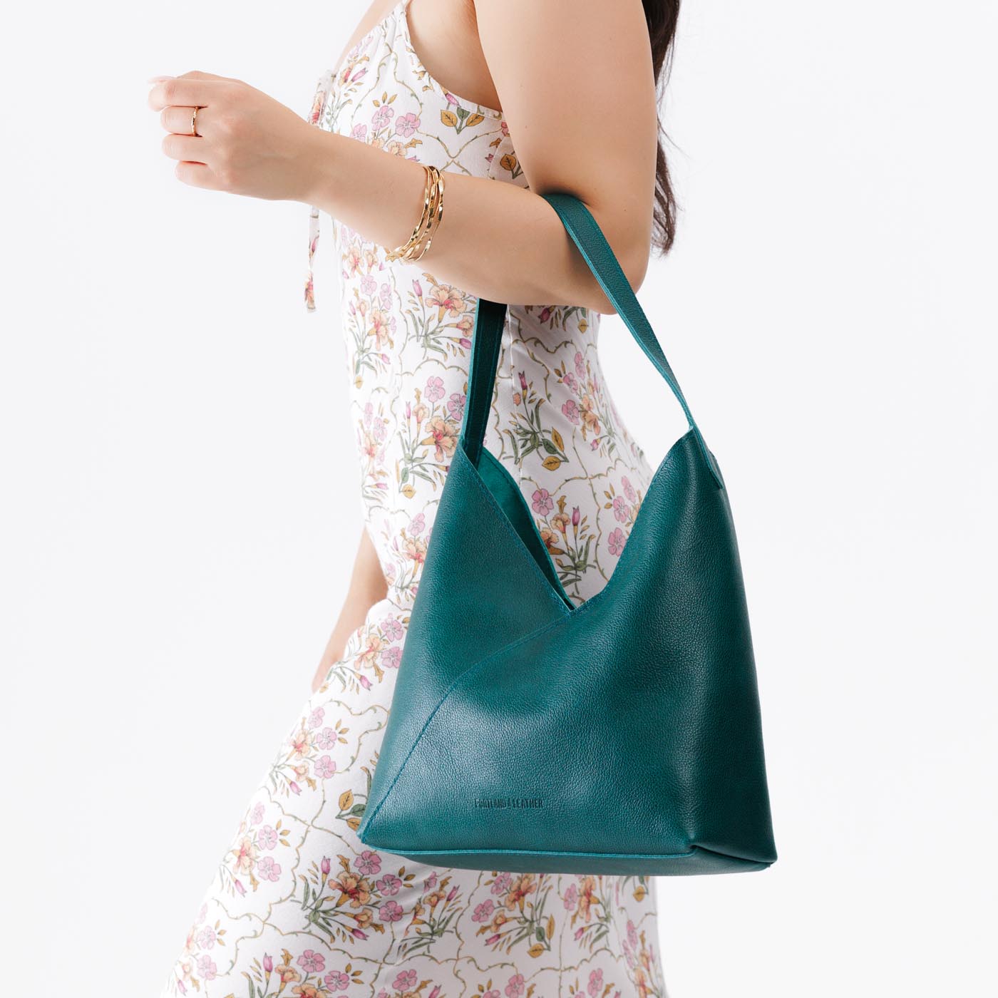 Crossbody Shoulder Bag with Magnetic Closure | Naomi
