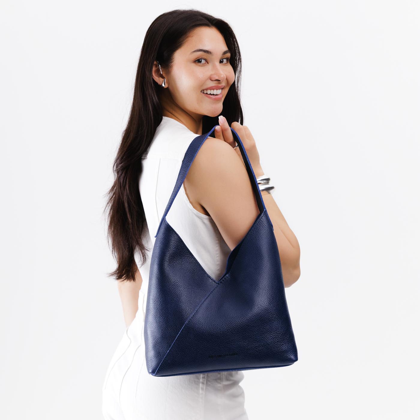 Crossbody Shoulder Bag with Magnetic Closure | Naomi