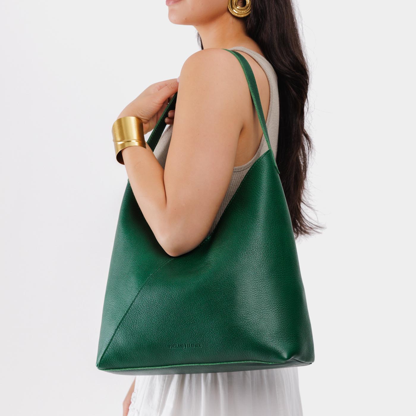 Crossbody Shoulder Bag with Magnetic Closure | Naomi