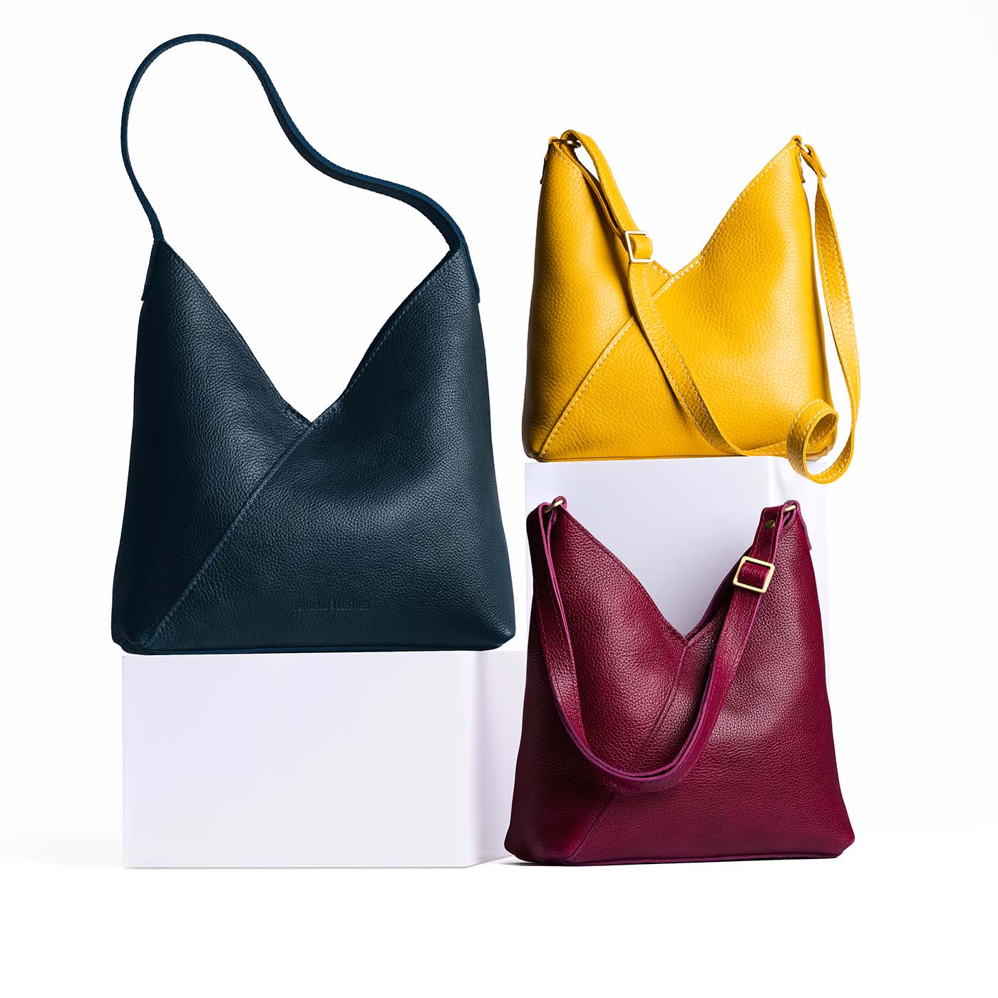 Crossbody Shoulder Bag with Magnetic Closure | Naomi