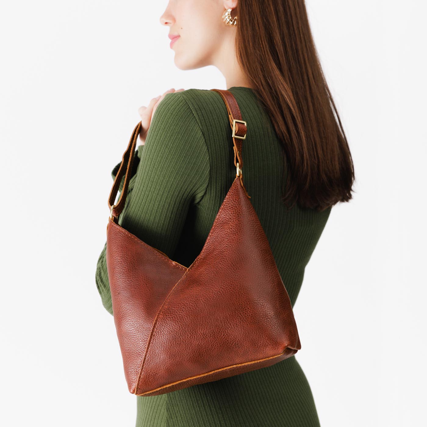 Crossbody Shoulder Bag with Magnetic Closure | Naomi