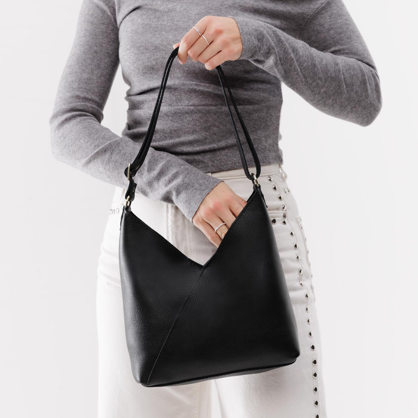 Crossbody Shoulder Bag with Magnetic Closure | Naomi