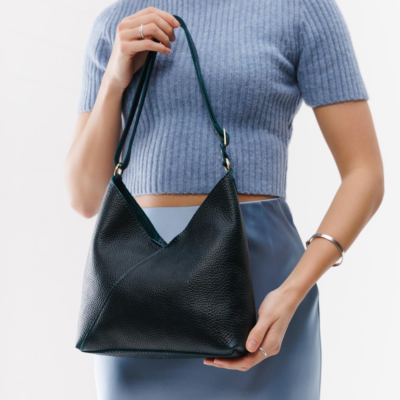 Crossbody Shoulder Bag with Magnetic Closure | Naomi