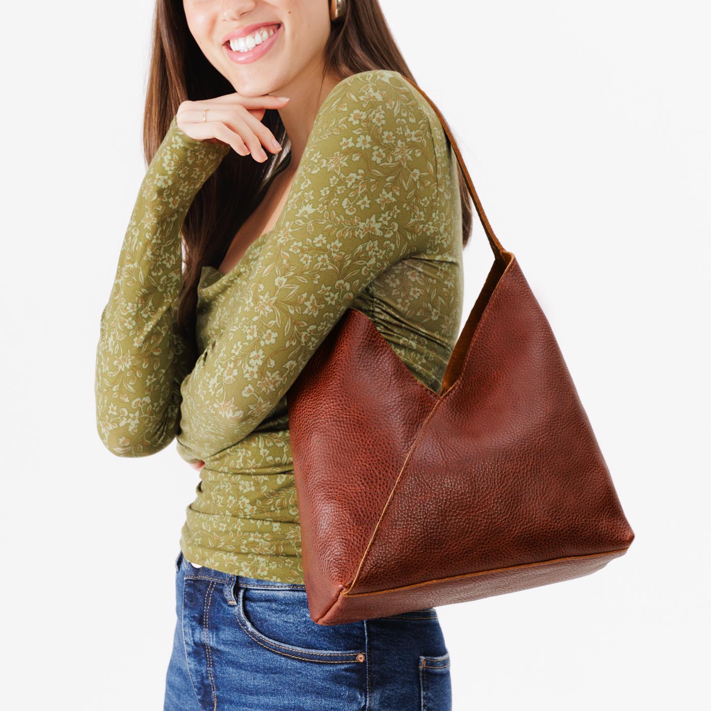 Crossbody Shoulder Bag with Magnetic Closure | Naomi