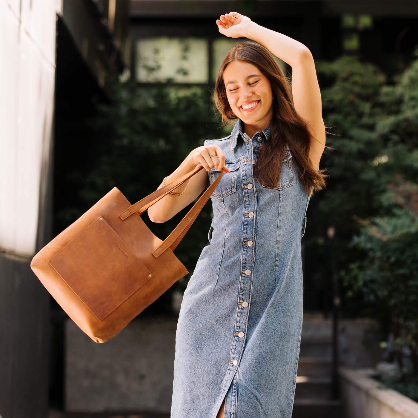 Adjustable Crossbody Tote with Removable Strap & Pockets | Almost Perfect