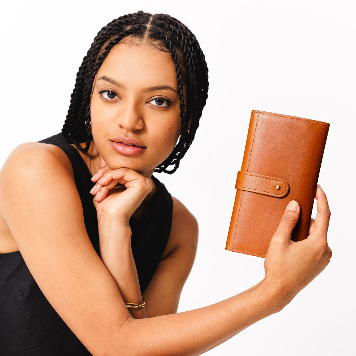 Women's Trifold Wallet with Card Slots & Zippered Pocket | Almost Perfect