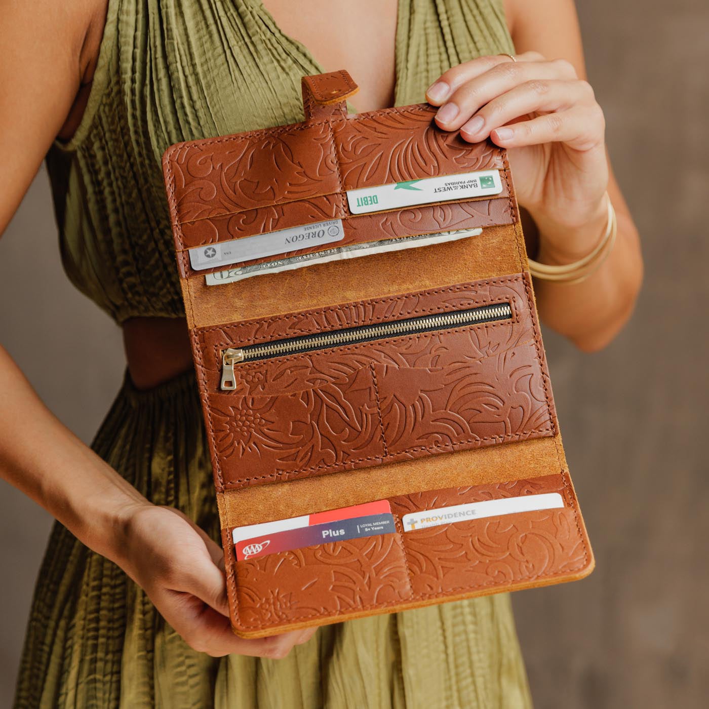 Women's Trifold Wallet with Card Slots & Zippered Pocket | Almost Perfect