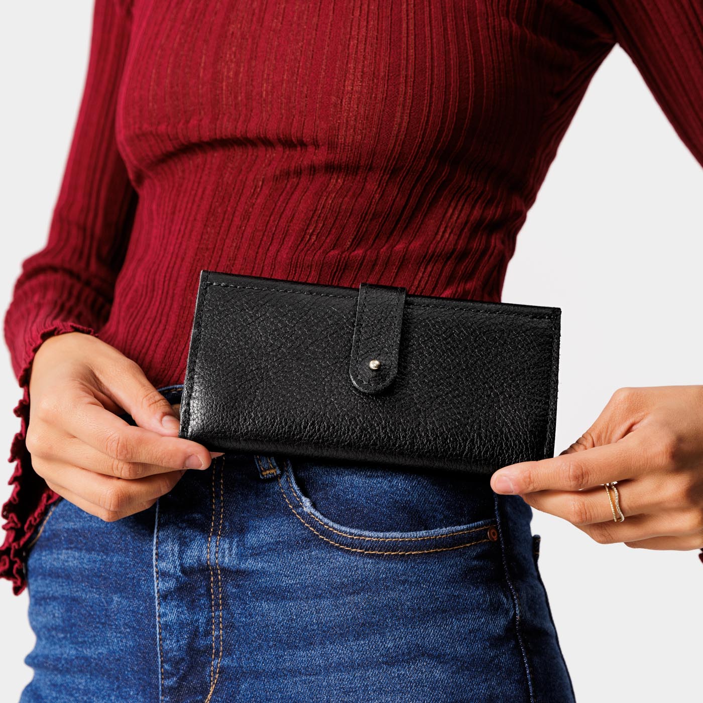 Women's Trifold Wallet with Card Slots & Zippered Pocket | Almost Perfect